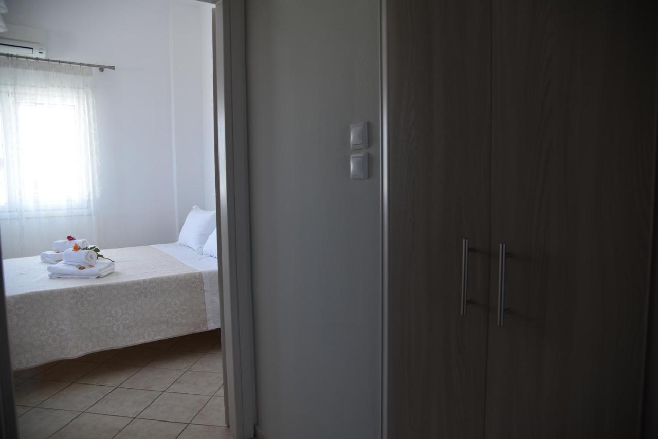Family Apartments 1 Lechaio Luaran gambar